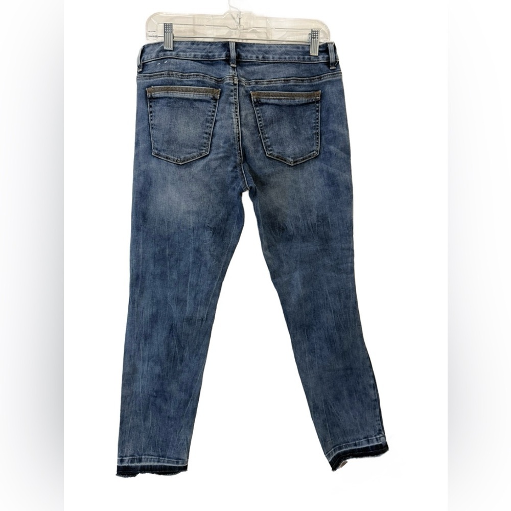 White House Black Market Taw hem Distressed Blue Skinny Jeans. 6 - Picture 2 of 6